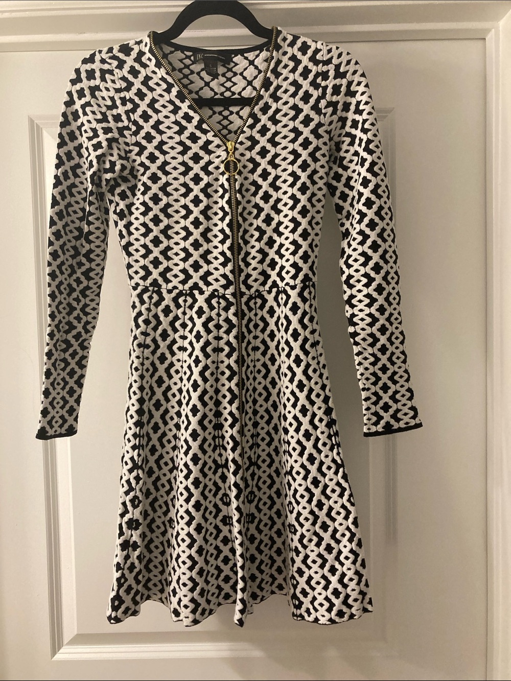 Long-Sleeve Black & White Geometric Fit-and-Flare Sweater Dress